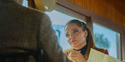 Bir Zamanlar Çukurova 82.Bölüm posteri