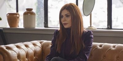 Sadakatsiz 23.Bölüm posteri