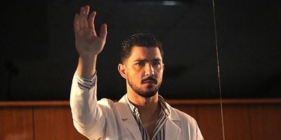 Hekimoğlu 49.Bölüm posteri