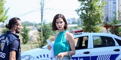 Baş Belası 12.Bölüm posteri