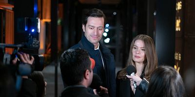 Camdaki Kız 20.Bölüm posteri