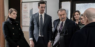 Camdaki Kız 30.Bölüm posteri