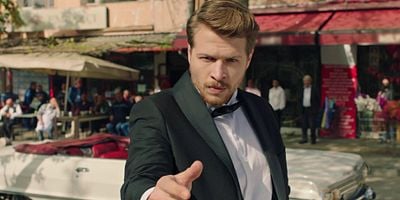 Seversin 1.Bölüm posteri