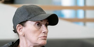 Camdaki Kız 46.Bölüm posteri