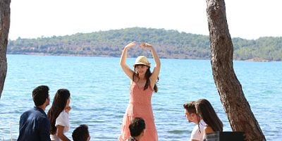 Üç Kız Kardeş 18.Bölüm posteri