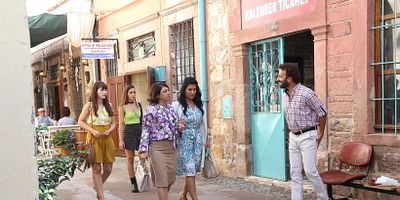 Üç Kız Kardeş 21.Bölüm posteri