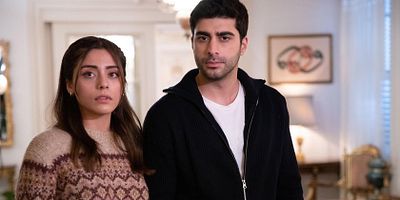 Kızılcık Şerbeti 6.Bölüm posteri