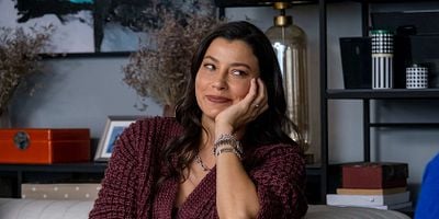 Kızılcık Şerbeti 12.Bölüm posteri