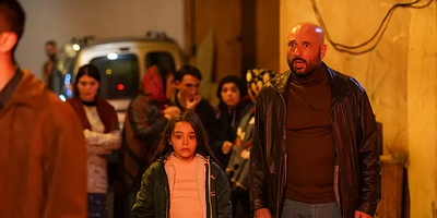 Taçsız Prenses 2.Bölüm posteri