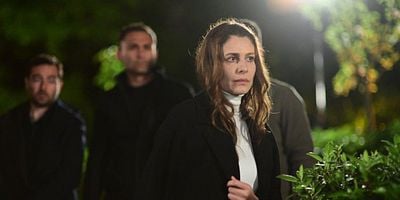 Ben Bu Cihana Sığmazam 31.Bölüm posteri