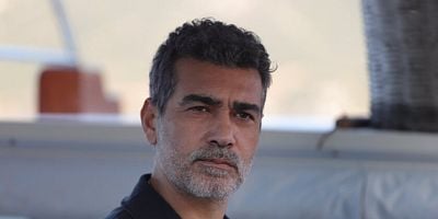 Maviye Sürgün 5.Bölüm posteri