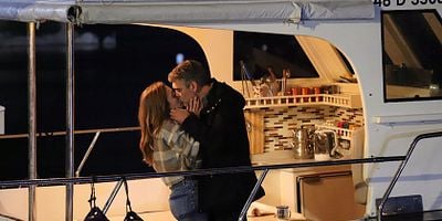 Maviye Sürgün 7.Bölüm posteri