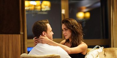 Ya Çok Seversen 9.Bölüm posteri