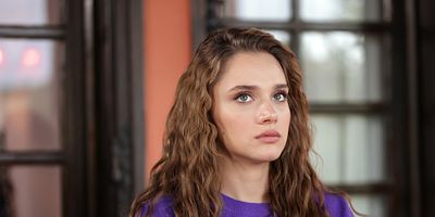 Hudutsuz Sevda 4.Bölüm posteri