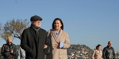 Aldatmak 52.Bölüm posteri