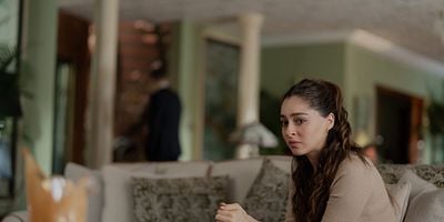 Sakla Beni 10.Bölüm posteri