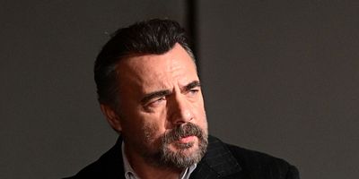 Ben Bu Cihana Sığmazam 54.Bölüm posteri