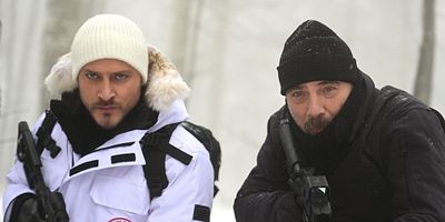 Ben Bu Cihana Sığmazam 60.Bölüm posteri