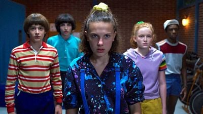 Senaristlerin Grevi "Stranger Things" 5. Sezon Çekimlerini Durdurdu haber görseli