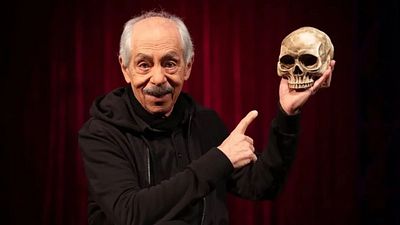 Genco Erkal Hayatını Kaybetti haber görseli