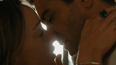 Jake Gyllenhaal ve Phoebe Dynevor Başrollü M. Night Shyamalan Filmi "Remain"den Fragman Geldi haber görseli