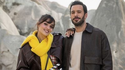 Hande Erçel ve Barış Arduç'lu "Aşkı Hatırla" Dizisine İlk Bakış!