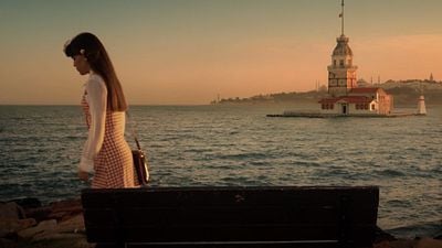 Uğur Yücel, Mehmet Özgür ve Hülya Avşar Başrollü "Aşkın Dünkü Çocukları" Filminden Özel Bir Klip haber görseli