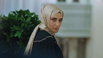 "Kızılcık Şerbeti" Ne Zaman Sezon Finali Yapacak? haber görseli