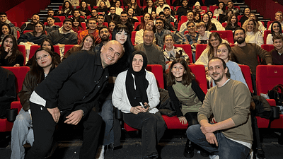 Giray Altınok ve Kerem Özdoğan, "D.I.S.C.O."nun Başarısını Seyirciyle Kutladı! haber görseli