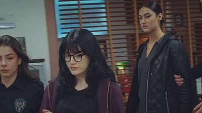 "Arka Sokaklar"da Güllü'ye Veda: Yeni Bölümde Ünlü Şarkıcının Şüpheli Ölümü Konu Alınıyor haber görseli