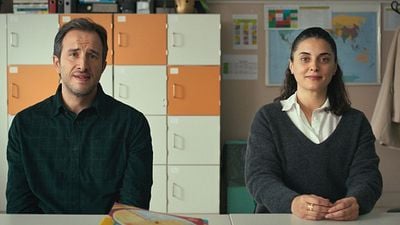 Berkun Oya İmzalı "Kuvvetli Bir Alkış"tan Özel Klip haber görseli