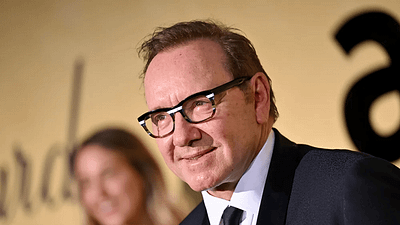 Kevin Spacey Hollywood'a Yönetmen Olarak Geri Dönüyor haber görseli