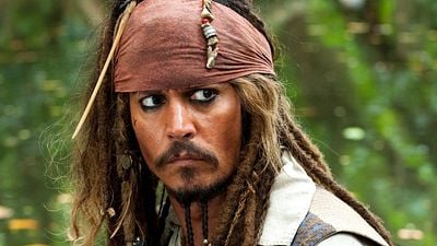 Disney "Karayip Korsanları 6" İçin Johnny Depp'i İstiyor! haber görseli