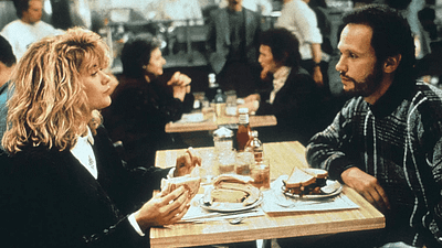 Meg Ryan ve Billy Crystal 35 yıl sonra "When Harry Met Sally" Filminin İkonik Sahnesini Yeniden Canlandırdı haber görseli