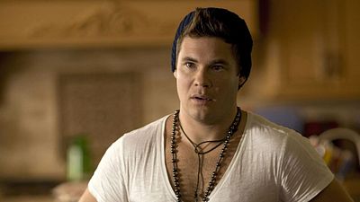 Adam Devine: Marvel Filmleri Komediyi Mahvetti haber görseli