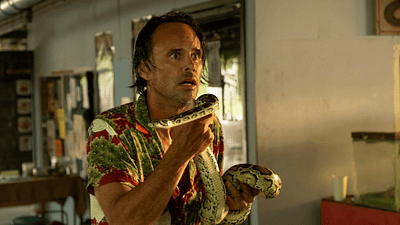 Walton Goggins "The White Lotus" Setinde Geçirdiği Kaza Yüzünden Hastanelik Oldu! haber görseli