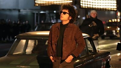 "A Complete Unknown" Fragman: Timothée Chalamet, Bob Dylan Rolünde!