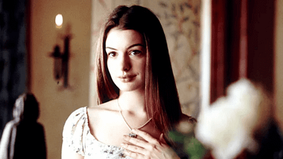 Anne Hathaway’in 22 Yıllık Fantastik Filmi Dizi Oluyor! haber görseli