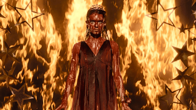 Mike Flanagan İmzalı Yeni Prime Video Hiti "Carrie" Dizisinin 2. Sezonu Gelecek Mi? haber görseli