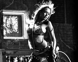 Jessica Alba Durmuyor haber görseli