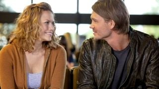 Ve Lucas 'One Tree Hill'de haber görseli