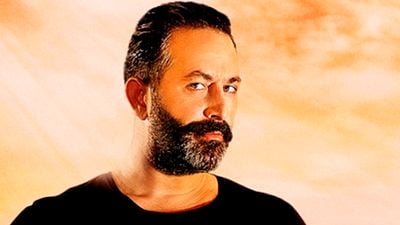 Cem  Yılmaz İmza Günü İle D&R'da haber görseli