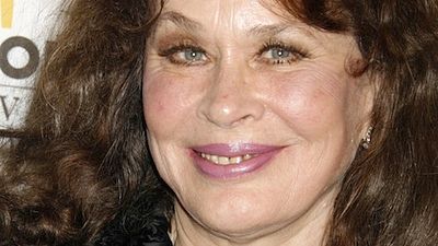 Karen Black Vefat Etti haber görseli