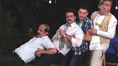 İşler Güçler Ekibinden "Düğün Dernek" Filmi Geliyor, Fragmanı Kahkahalara Boğuyor! haber görseli