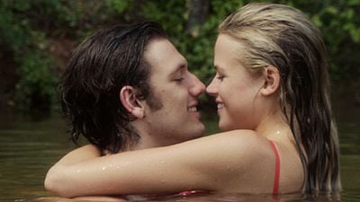 Endless Love Filminin Türkçe Altyazılı Fragmanı İzlenmeyi Bekliyor haber görseli
