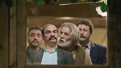 Düğün Dernek Filmi Gişenin Zirvesinde! haber görseli