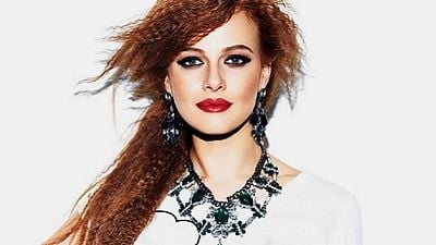 Naz Elmas, Merhamet’in Kadrosuna Katıldı haber görseli