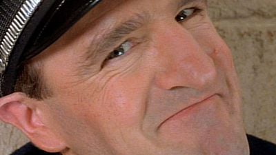 Aktör Christopher Malcolm Hayatını Kaybetti haber görseli