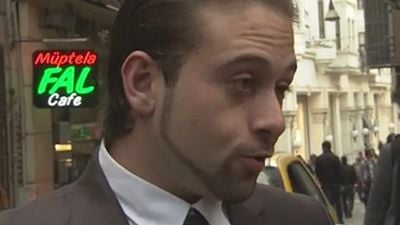 Dünyanın İlk ve Tek Sigarayı Bıraktıran Filmi: Bırakmak İstiyorum haber görseli