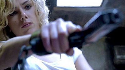 Luc Besson'un Lucy'si Yüzünü Gösterdi! haber görseli